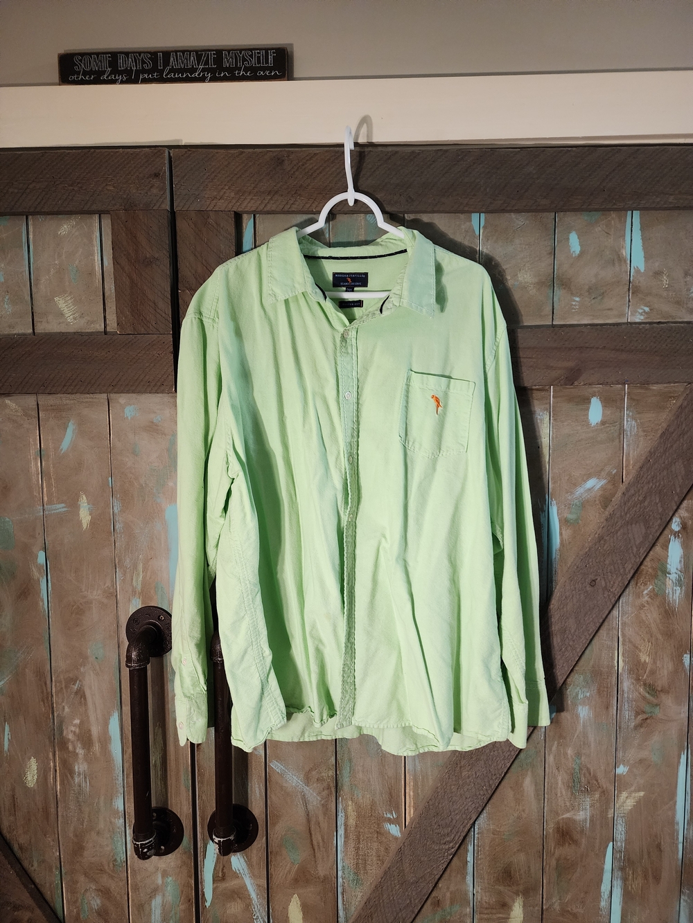 Tommy Bahama Light Green Long Sleeve Button-Down Shirt